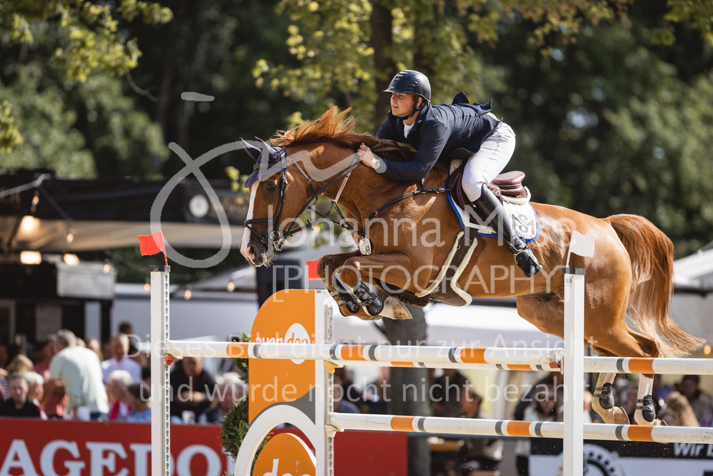 230827_Delbrueck_GrosserPreis-552 | Deine schönsten Turniermomente als professionelle Fotos! Entdecke hochwertige Pferdesport-Fotografie im Online-Shop. Jetzt Fotos finden & bestellen!