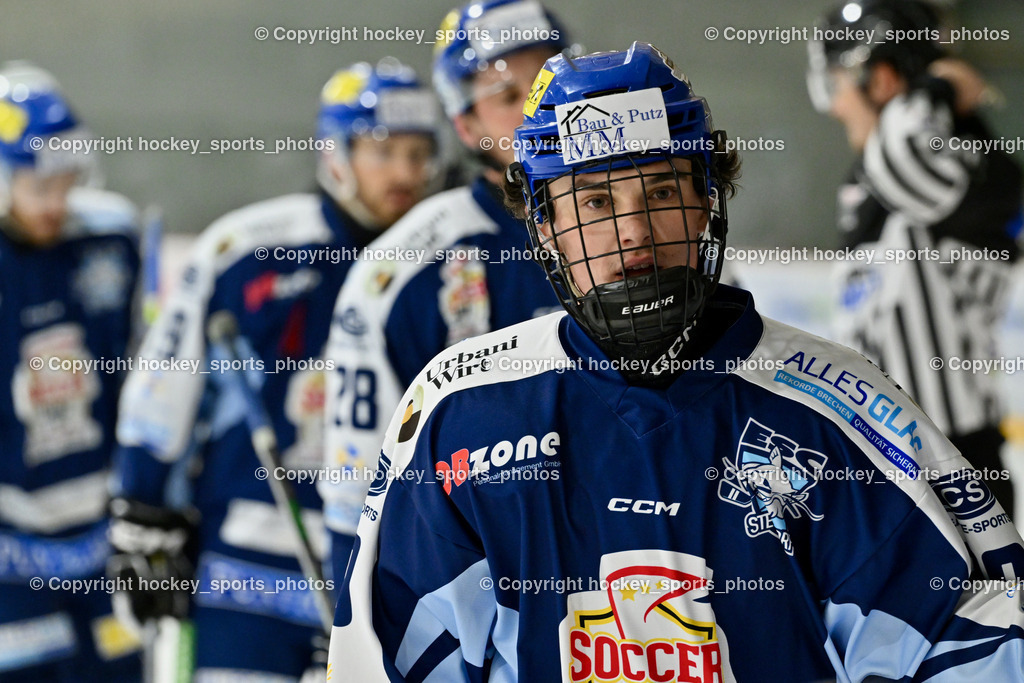 ESV FERLACH vs. ESC SOCCERZONE STEINDORF | #29 Koller Fabian ESC Steindorf, ESV FERLACH vs. ESC SOCCERZONE STEINDORF, ESV FERLACH vs. ESC SOCCERZONE STEINDORF am 22.11.2024 in Ferlach (Eishalle Ferlach ), Austria, (Photo by Bernd Stefan)