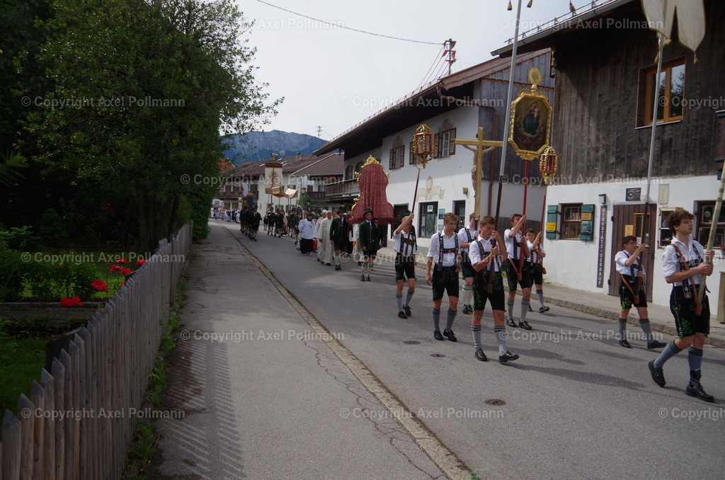 IMGP5202 | fotografiert von Axel PollmannLeonhardi Wallfahrt Benediktbeuern und Murnau, Fronleichnam, Fasching, Landschaft im Loisachtal und Benediktbeuern  - Realisiert mit Pictrs.com
