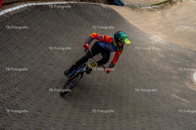 BayBMX2026-05081 | Fotogalerie von Thomas Dettweiler mit Eventbildern und lizenzfreien Fotos. Perfekt als Wandbild, für Büro, Website oder private Nutzung. - Realisiert mit Pictrs.com