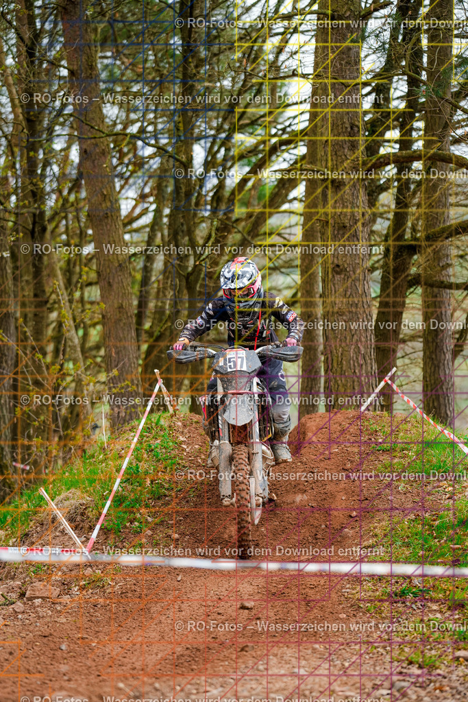 4 Lauf Mernes-1133 | Sportfotografie von RO-Fotos: Motorsport, Motocross, Enduro, Laufveranstaltungen und Triathlon. Professionelle Fotos von Sportlern und Events. - Realisiert mit Pictrs.com