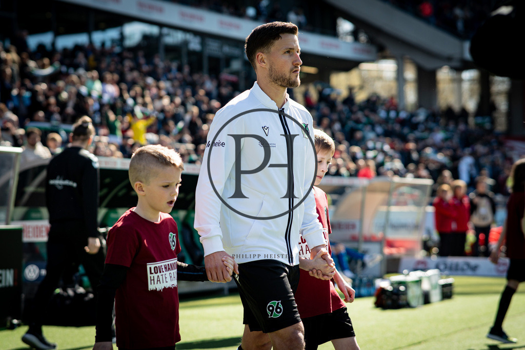 Hannover 96 vs 1. FC Magdeburg – 2. Bundesliga – 29.03.2025 | Szene aus dem 2. Bundesliga-Spiel des 27. Spieltags zwischen Hannover 96 und dem 1. FC Magdeburg am 29. März 2025 in der Heinz von Heiden Arena in Hannover. Endstand: 0:0. Fotografiert von Philipp Heist. - Realisiert mit Pictrs.com