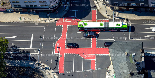 Witten230800552 | Luftbild, Rote Radweg Kreuzung auf der Ardeystraße Ecke Pferdebachstraße, Sonnenschein, Witten, Ruhrgebiet, Nordrhein-Westfalen, Deutschland