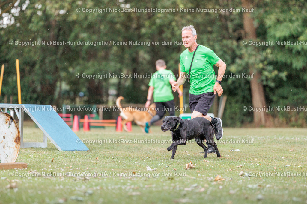 THS-Quakenbrück-2026-Nickbest-Hundefotografie-5059 | Dein Hund! Dein Moment! Deine Erinnerungen! Hundefotografie in Bremen Blumenthal. Ich fange die besonderen Momente deines Vierbeiners ein – ob Indoor mit Blitzanlage oder in der freien Natur. Sicher dir dein Moment und dein Termin für eure Erinnerungen.