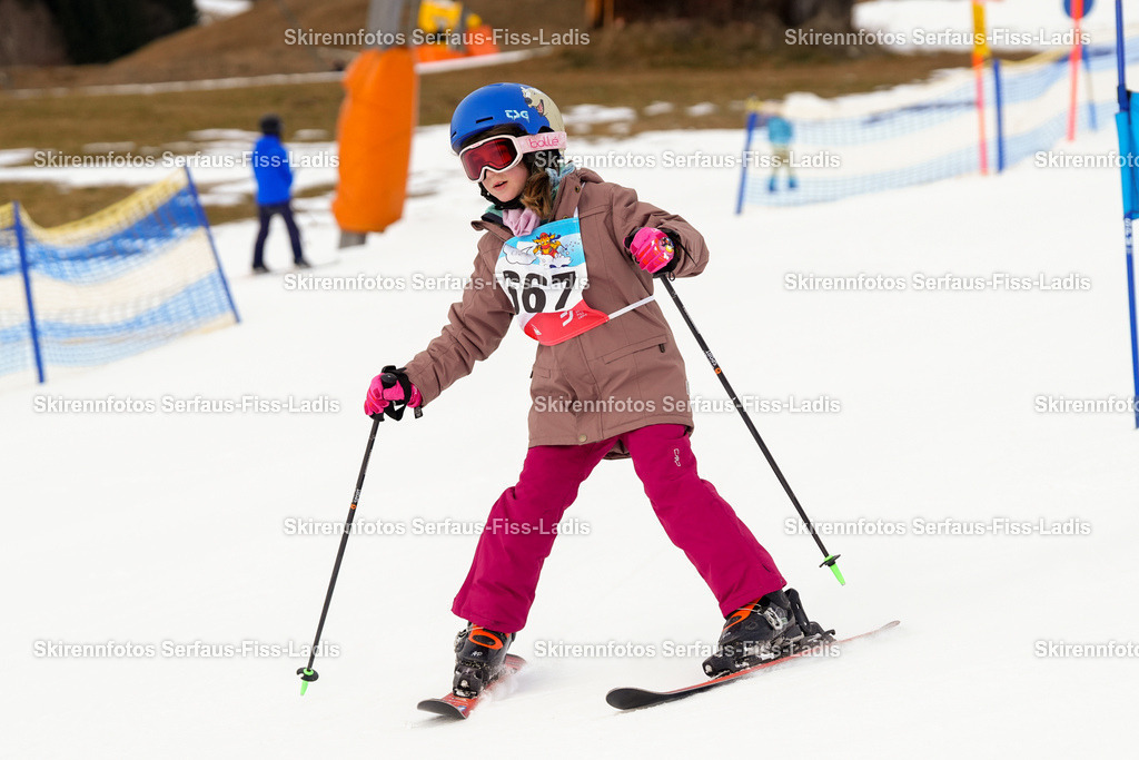SRF_02.01.2026_0317 | Skirennfotos,Serfaus,Fiss,Ladis,Kinderskirennen,Winter,Tirol,Oberland,skirace,SFL,feelfree,weil wir's genießen,ski,Ski,skifahren,Sonnenplateau, - Realisiert mit Pictrs.com