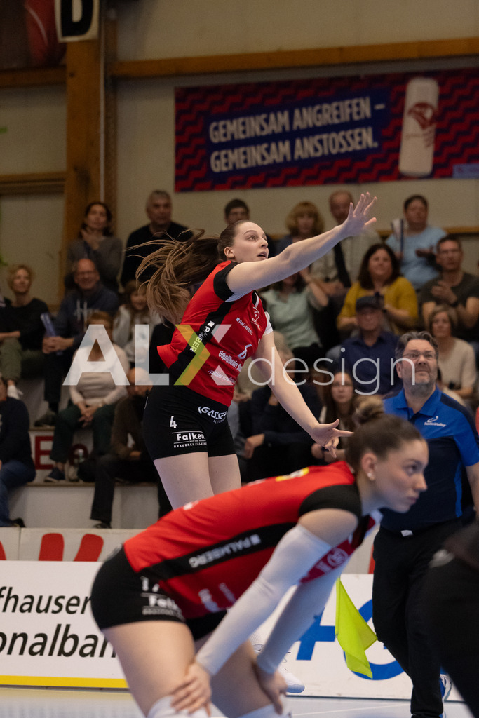 Volleyball I Frauen I Saison 2025-2026 I Volleyball NLA | Women I 1/2 Finals I  VC Kanti Schaffhausen - Sm'Aesch Pfeffingen I 22.03.2026 | 4 Laura Vermaas (NL) (VC Kanti Schaffhausen) - Mitte - Realisiert mit Pictrs.com