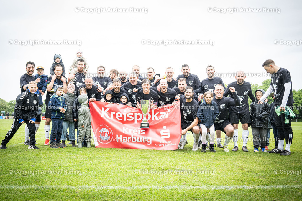 Fußball I Heren I Saison 2025-2026 I Kreispokalfinale Ü32 I TV Meckelfeld - SG Borstel-Luhdorf I 14.05.2026 | a-hannig - Realisiert mit Pictrs.com