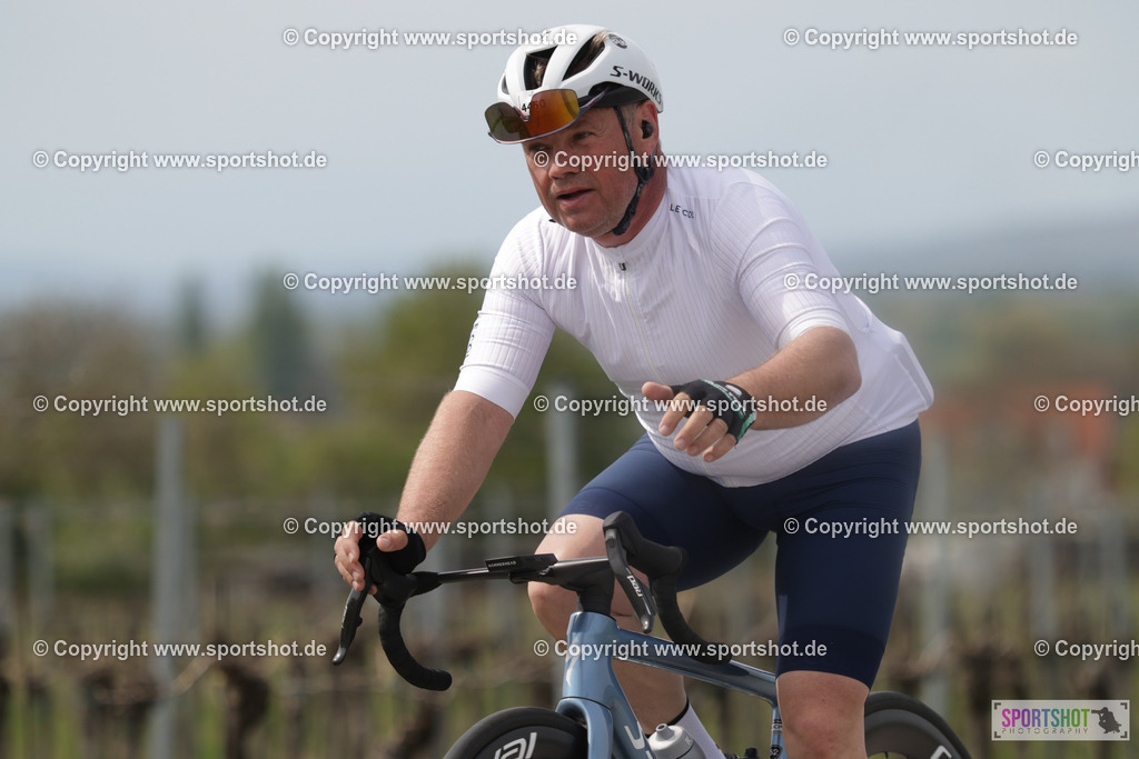 368A5175 | Neusiedlersee Radmarathon 2026@sportshot_your_pictrs #yourpictures#roadtowm2029 #nrm #neusiedlerseeradmarathon #neusiedlersee #neusiedlerseetourismus #burgenland #mörbisch #nrm26 #burgenlandtourismus #voglundco #poweredbyburgenlandtourismus #radsport #rad #marathon #ucigranfondo #visitburgenland #ucigranfondoworldseries