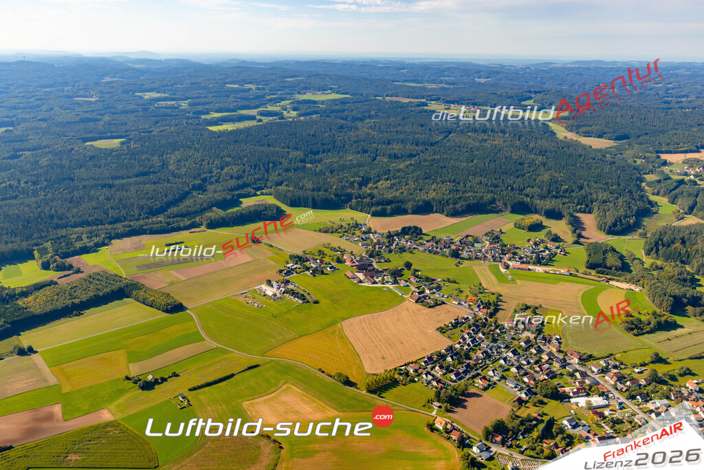Geschenkidee Waidach bei Pottenstein -Die Luftbildaufnahme wurde 2025 vom UL-Flugzeug heraus erstellt ( keine Drohne ) - Hochauflösende Luftaufnahme -Nicht vergleichbar mit Google Maps oder Satelittenbilder- Die Geschenkidee !Mit Lizenz und Bildrechte bestellbar