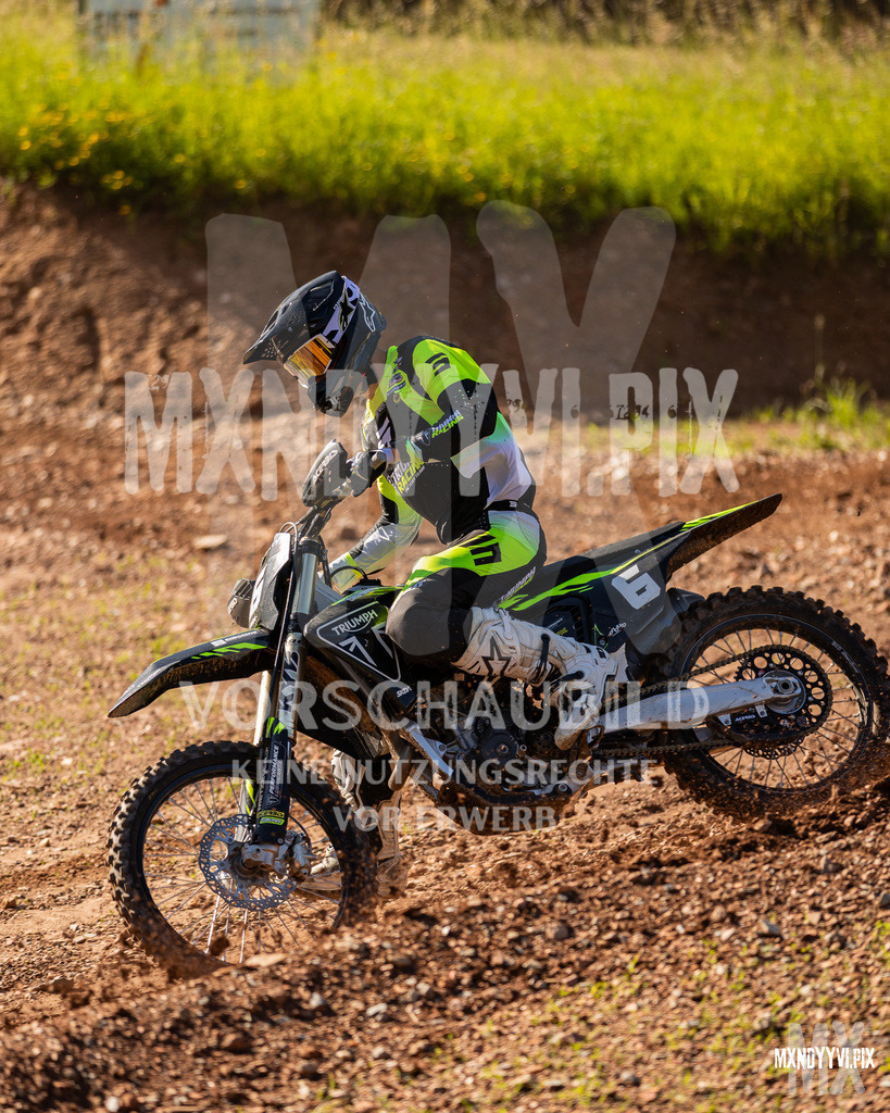 866A0717 | mxndyyvipix