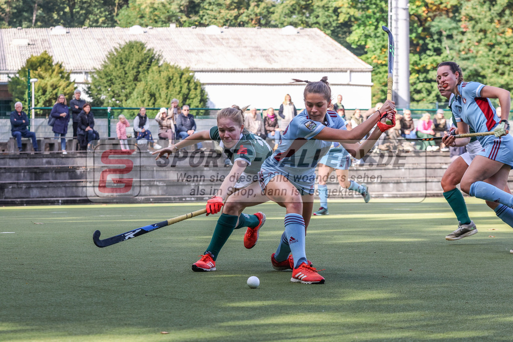 MJ_2022-10-08_Damen_HTCU-UHC-16 | Lisa Musci (UHC Hamburg #22), Uhlenhorst Mülheim - UHC Hamburg am 8.10.2022 im Waldstadion, Mülheim a. d. Ruhr