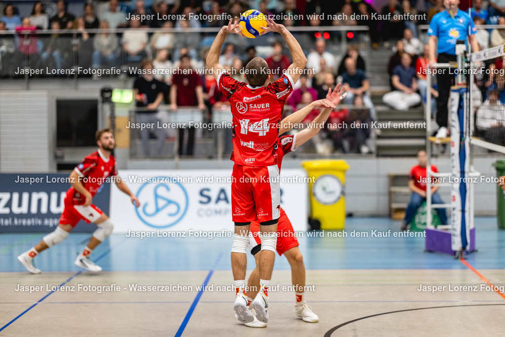 Volleyball I Herren I Saison 2026-2027 I 2. Bundesliga Nord I 06. Spieltag I Kieler TV - VV Humann Essen | Jasper Lorenz Fotografie - Realisiert mit Pictrs.com