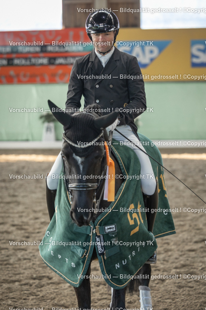 _D5A8111 | Emotionale Pferde- & People-Fotografie rund um Heidelberg, Leimen & Umgebung. Natürliche Fotos von Pferd, Mensch & Familie. Jetzt Termin sichern!