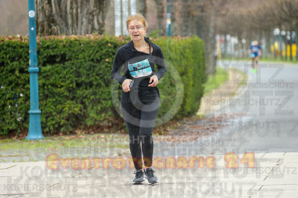 221231_1217_EX1_0777 | Sportfotografie im Rhein-Sieg Kreis, Köln, Bonn, NRW, Rheinland Pfalz, Hessen, etc. Unser Tätigkeitsfeld umfasst den Laufsport vom Volkslauf über den Marathon, Duathlon, Triathon bis zum Ultralauf wie Kölnpfad Ultra oder Schindertrail.