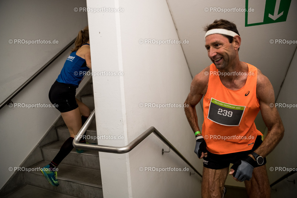 20220828_treppenlauf_FotoSteffieWunderl_0276 | Professionelle Fotos Ihrer Laufsportveranstaltung.