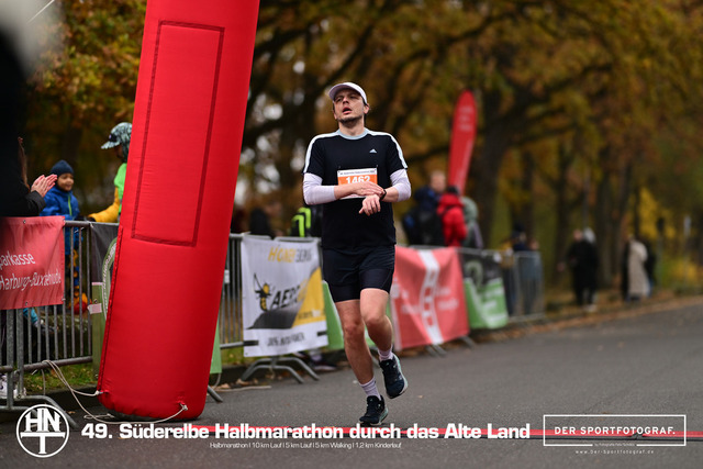 Süderelbe Halbmarathon 2025 I 09.11.2025 I Fotograf_DerSportfotograf.I 00559 | Der Sportfotograf. - Realisiert mit Pictrs.com