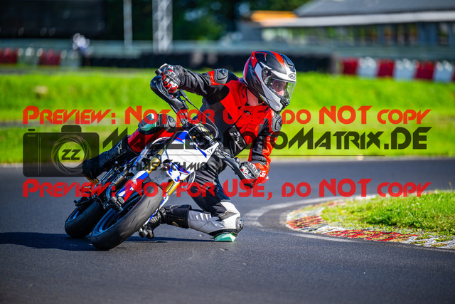 MaZZes_FotoMatrix_230920_1464 | Fotograf Mathias Schmid
Sportfotograf,
Eventfotograf,
Hochzeitsfotograf,
Portraitfotograf