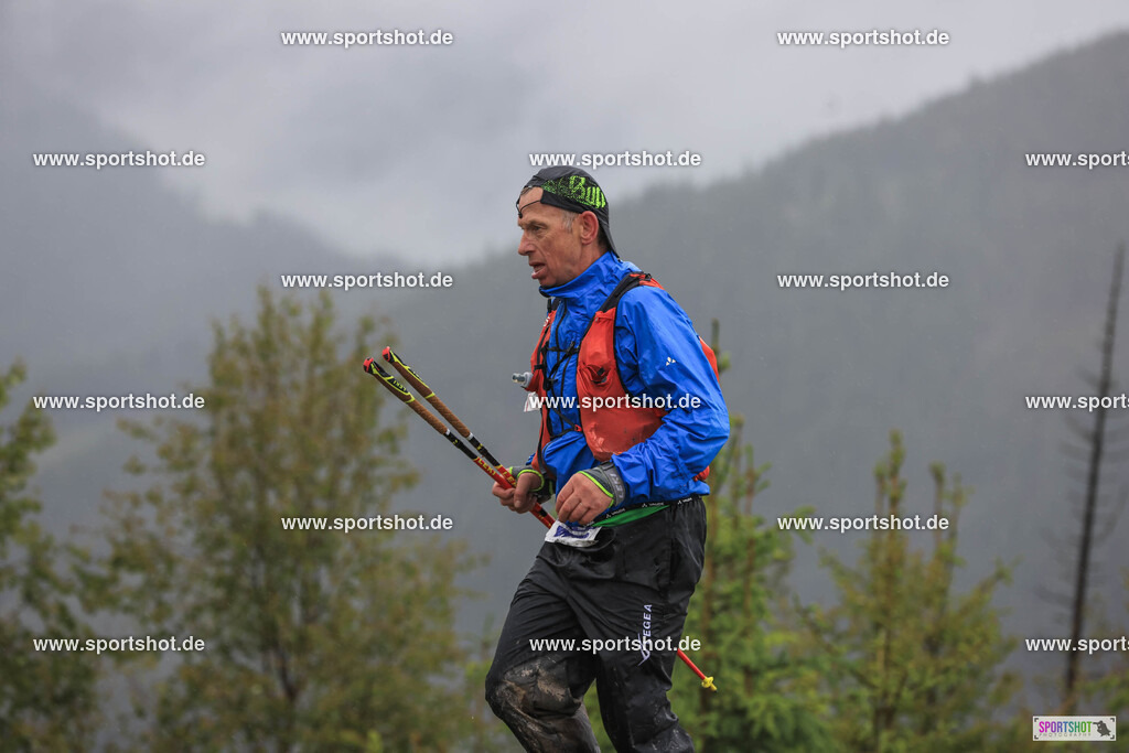 007A2606 | Rund um das Thema Sport-Event-Fotografie & individuelle Teilnehmerfotos. Jeder Teilnehmer wird fotografiert.