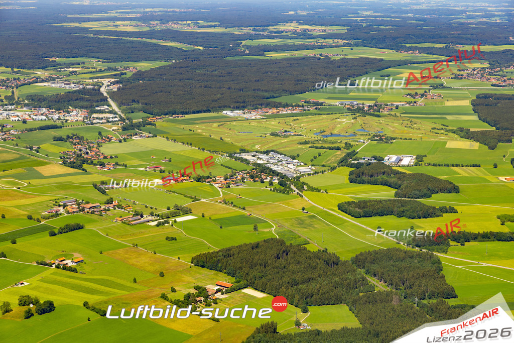 Die Luftaufnahme Marschall - Holzkirchen wurde 2022 vom Flugzeug aus (keine Drohne) erstellt. Hohe Auflösung -für große Poster und Wandbilder geeignet - Garantiert!