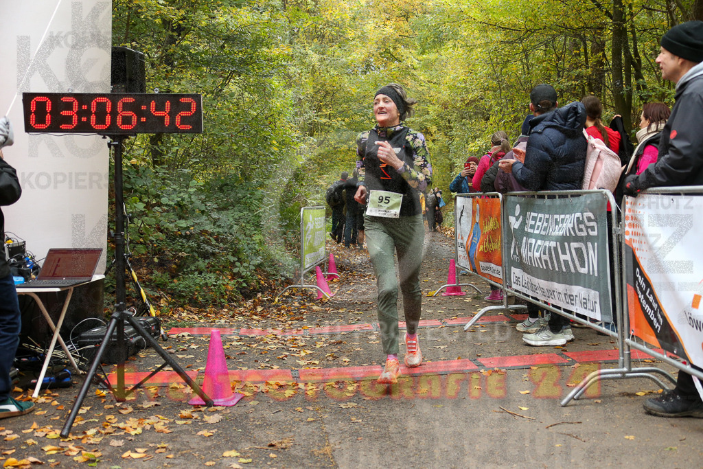 251026_1308_EX1_2612 | Sportfotografie im Rhein-Sieg Kreis, Köln, Bonn, NRW, Rheinland Pfalz, Hessen, etc. Unser Tätigkeitsfeld umfasst den Laufsport vom Volkslauf über den Marathon, Duathlon, Triathon bis zum Ultralauf wie Kölnpfad Ultra oder Schindertrail.