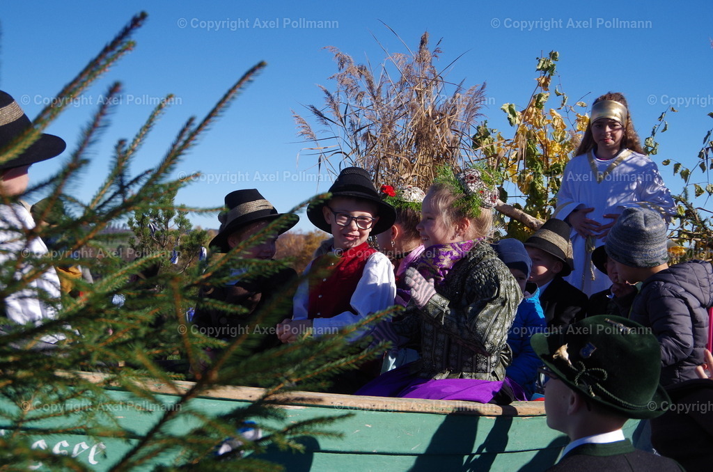 IMGP7778 | fotografiert von Axel PollmannLeonhardi Wallfahrt Benediktbeuern und Murnau, Fronleichnam, Fasching, Landschaft im Loisachtal und Benediktbeuern  - Realisiert mit Pictrs.com