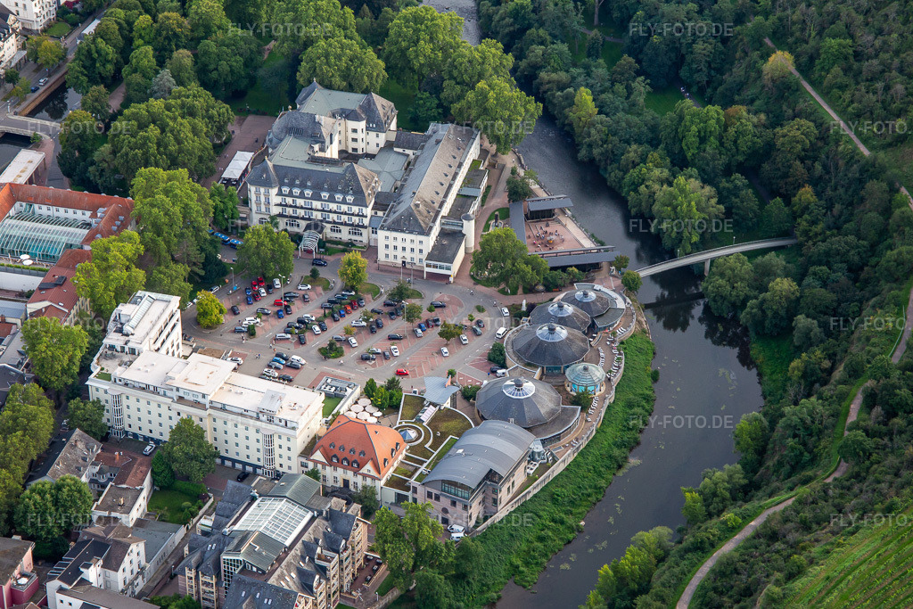 Luftbild: PK Parkhotel Kurhaus in Bad Kreuznach im Bundesland Rheinland-Pfalz in Deutschland. Foto: IMG_138317.jpg vom 03.09.2023 durch Werner Riehm/FLY-FOTO.deParkhotel Kurhaus - Bad Kreuznach