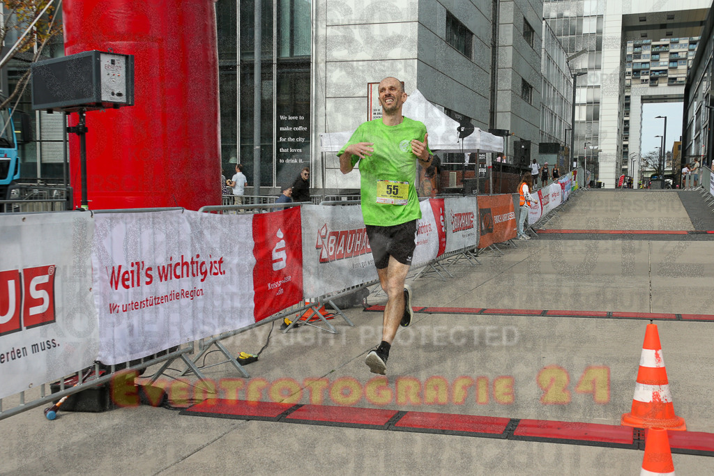 250920_1320_EX1_4079 | Sportfotografie im Rhein-Sieg Kreis, Köln, Bonn, NRW, Rheinland Pfalz, Hessen, etc. Unser Tätigkeitsfeld umfasst den Laufsport vom Volkslauf über den Marathon, Duathlon, Triathon bis zum Ultralauf wie Kölnpfad Ultra oder Schindertrail.