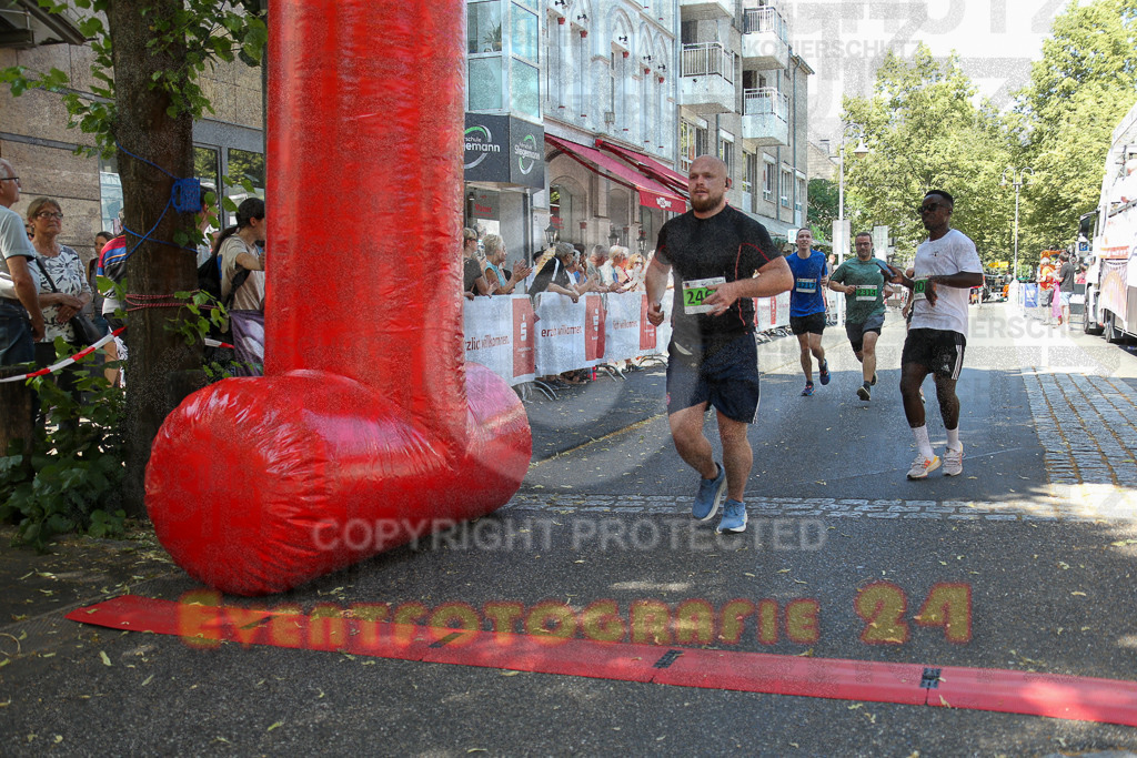 250621_1203_EX1_4736 | Sportfotografie im Rhein-Sieg Kreis, Köln, Bonn, NRW, Rheinland Pfalz, Hessen, etc. Unser Tätigkeitsfeld umfasst den Laufsport vom Volkslauf über den Marathon, Duathlon, Triathon bis zum Ultralauf wie Kölnpfad Ultra oder Schindertrail.