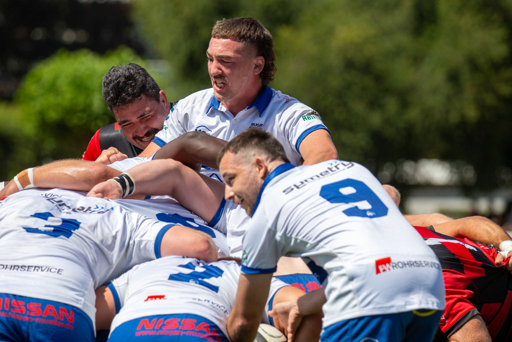 Rugby-Bundesliga, Saison 2024/25, Finale um die deutsche Meisterschaft: SC Frankfurt 1880 gegen TSV Handschuhsheim***Bild: Die Mannschaft von Handschuhsheim beim Gedränge | Rugby-Bundesliga, Saison 2024/25, Finale um die deutsche Meisterschaft: SC Frankfurt 1880 gegen TSV Handschuhsheim***Bild: Die Mannschaft von Handschuhsheim beim Gedränge - Realisiert mit Pictrs.com