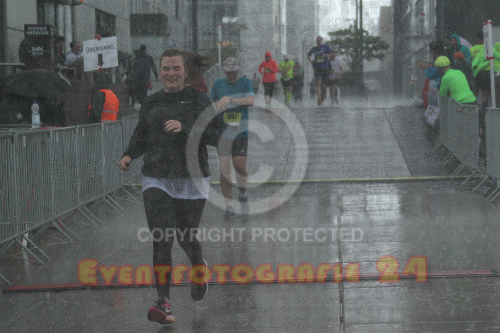 220917_1533_EV4_8025 | Sportfotografie im Rhein-Sieg Kreis, Köln, Bonn, NRW, Rheinland Pfalz, Hessen, etc. Unser Tätigkeitsfeld umfasst den Laufsport vom Volkslauf über den Marathon, Duathlon, Triathon bis zum Ultralauf wie Kölnpfad Ultra oder Schindertrail.