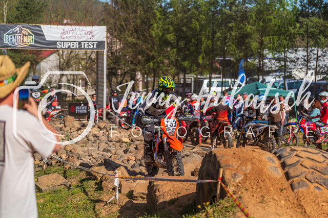 JHF.ECHT.4h.Samstag159 | jennyhubatsch-endurofotografie