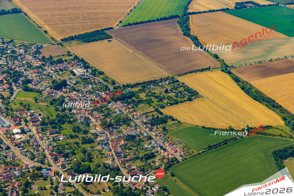 Luftbild der Stadt Obhausen - Die Luftaufnahme wurde 2025 vom UL-Flugzeug heraus erstellt ( keine Drohne ) - Hochauflösende Luftaufnahme - für professionelle Ausdrucke geeignet. Die Geschenkidee !Hier alle&nbsp;Infos zur Lizenzierung der LuftaufnahmeWir fliegen auch dieses Jahr wieder in Ihre Region um Luftbilder zu erstellen.- Luftbild anfragen