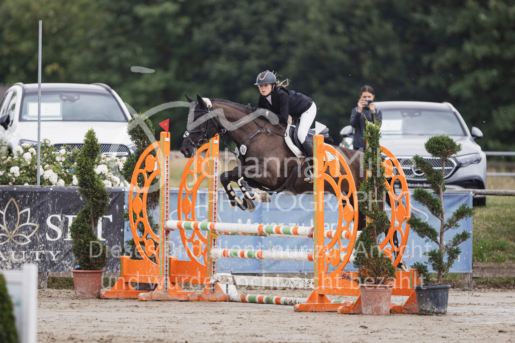 250627_PfSpTa_Stil-A1-129 | Deine schönsten Turniermomente als professionelle Fotos! Entdecke hochwertige Pferdesport-Fotografie im Online-Shop. Jetzt Fotos finden & bestellen!