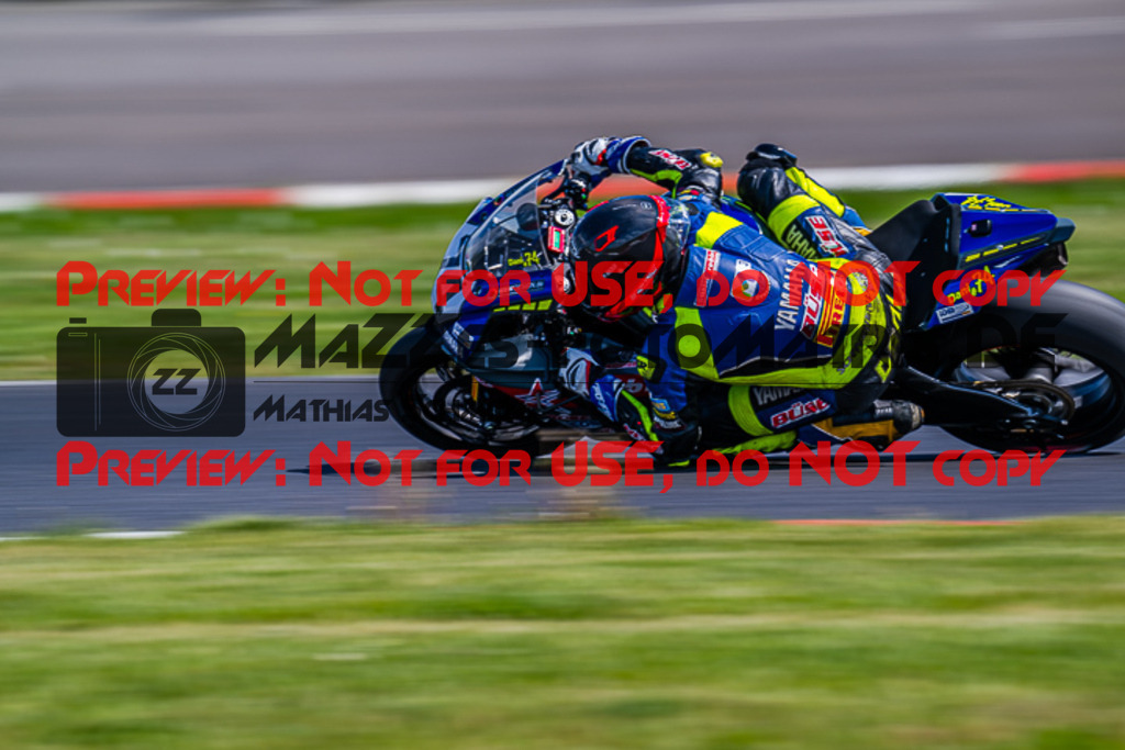 MaZZes_FotoMatrix_220507_97835 | Fotograf Mathias Schmid
Sportfotograf,
Eventfotograf,
Hochzeitsfotograf,
Portraitfotograf