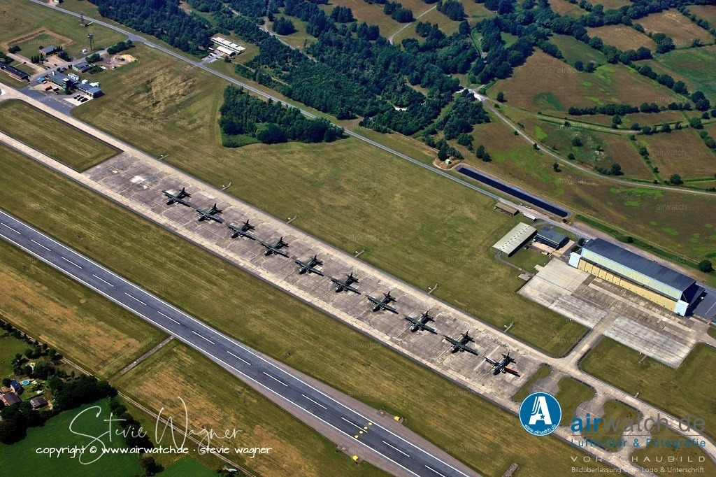 fliegerhorst-hohn-airwatch-wagner_MG_0901 | Entdecken Sie atemberaubende Luftbilder und Fotografien auf airwatch.de - Tauchen Sie ein in eine Welt voller faszinierender Aufnahmen aus der Vogelperspektive.