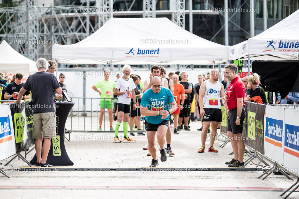 20220828_treppenlauf_FotoSteffieWunderl_0186 | Professionelle Fotos Ihrer Laufsportveranstaltung.