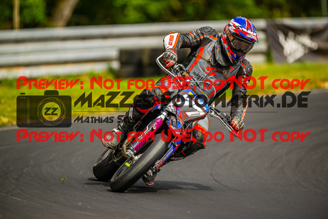 MaZZes_FotoMatrix_230701_9327 | UE40