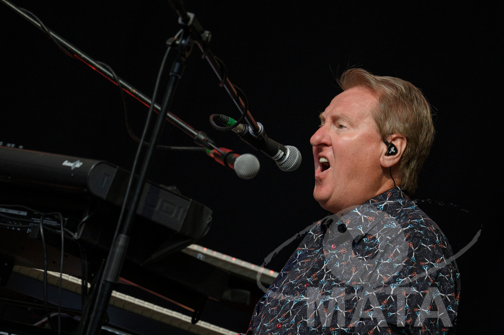 _DWA2708 | Jez Smith  von John Lees' Barclay James Harvest live bei einem Konzert in Serenadenhof Nürnberg, 01.07.2023 - Realisiert mit Pictrs.com