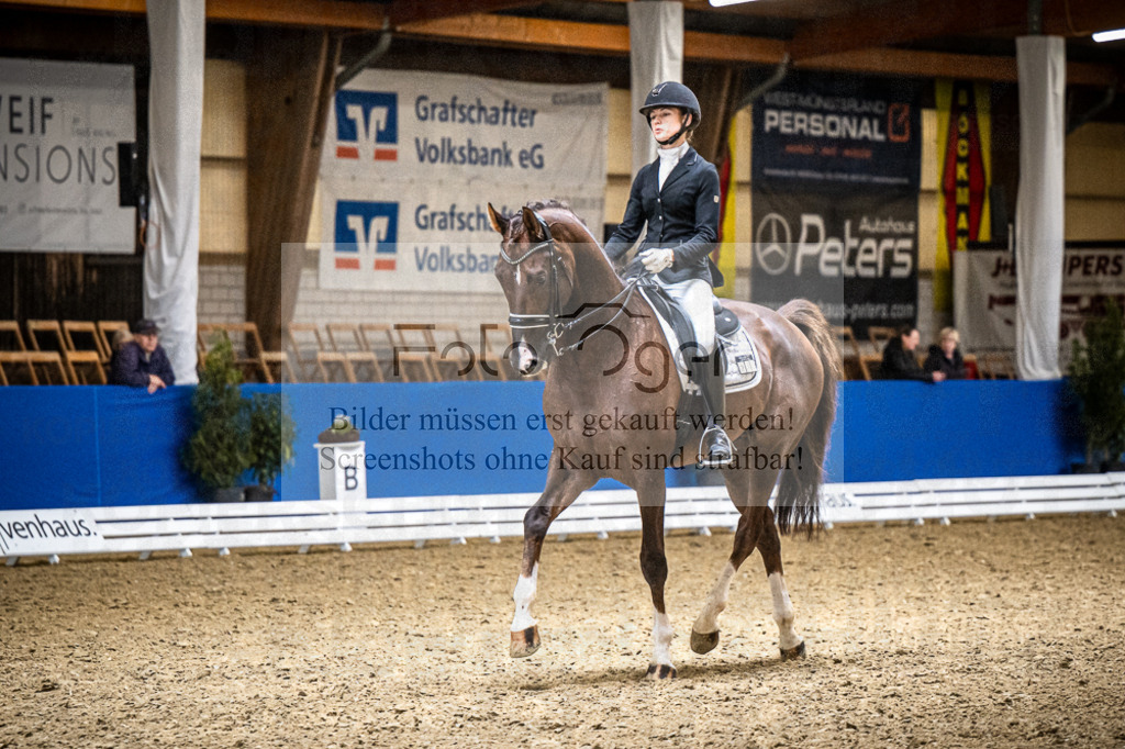 DOS_4007 | Entdecke hochwertige Reitturnierfotos von Foto Oger. Professionell, emotional und authentisch – jetzt Lieblingsmomente im Shop bestellen.Deutschlandweite Turnierfotografie. - Realisiert mit Pictrs.com