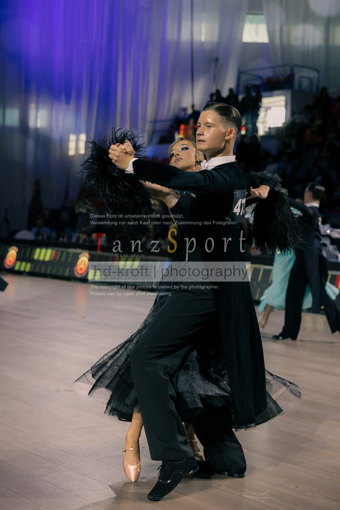 IMG_7538 | Tanzsportbilder, Standardtanz, Lateintanz, WDSF, DTV, LTVB, dancecomp, goc, hessen tanzt, blaues band der spree, walzer, tango, wiener walzer, slowfox, quickstepp, samba, rumba, cha-cha-cha, paso doble. jive, hd-kroft photography, turniertanzsport