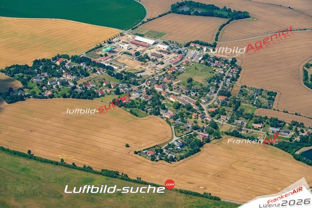 aktuelles Luftbild von  Kauern - Luftaufnahme wurde 2018 von https://frankenair.de mittels Flugzeug (keine Drohne) erstellt.