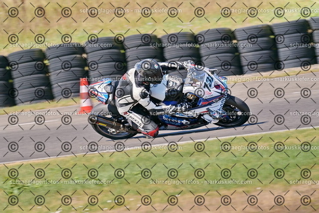 26bt05-0167 | markuskiefer.com - Realisiert mit Pictrs.com