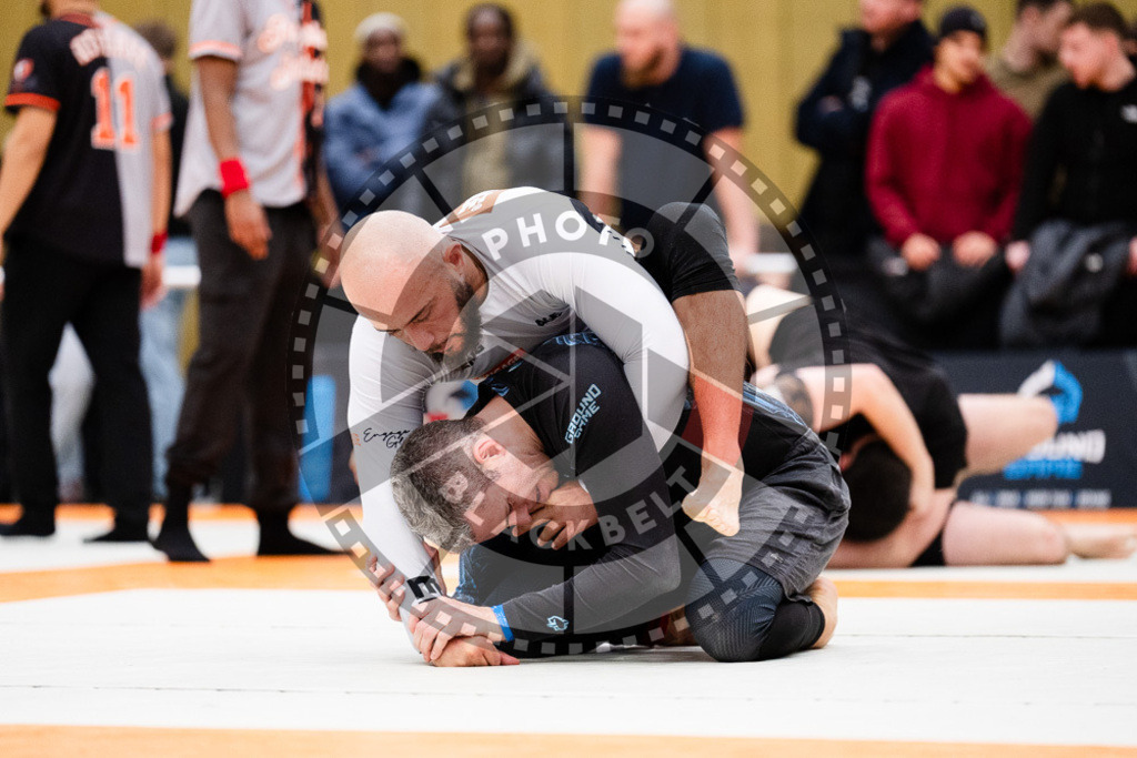 20251122PBB15678 | Athletes compete during the Grappling Industries Berlin Jiu-Jitsu and Grappling Championship, on November 22, 2025 in Berlin, Germany. © photoblackbelt