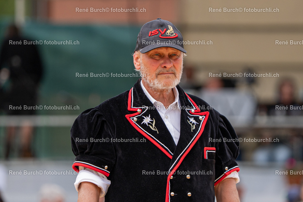 BUR02194 | René Burch leidenschaftlicher Fotograf aus Kerns in Obwalden.  Hier finden sie Sport, Landschaft und Natur Fotografie.
 - Realisiert mit Pictrs.com