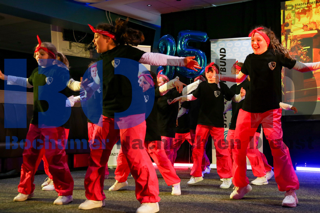 SEB_BOCSPO120240313-43 | bond - Realisiert mit Pictrs.com