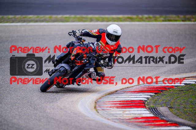 MaZZes_FotoMatrix_240910_6007705_6272 | ROT