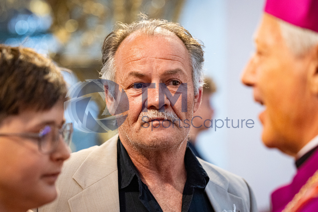 RR5M6054 | Firmung Dom Klagenfurt 8.6.24