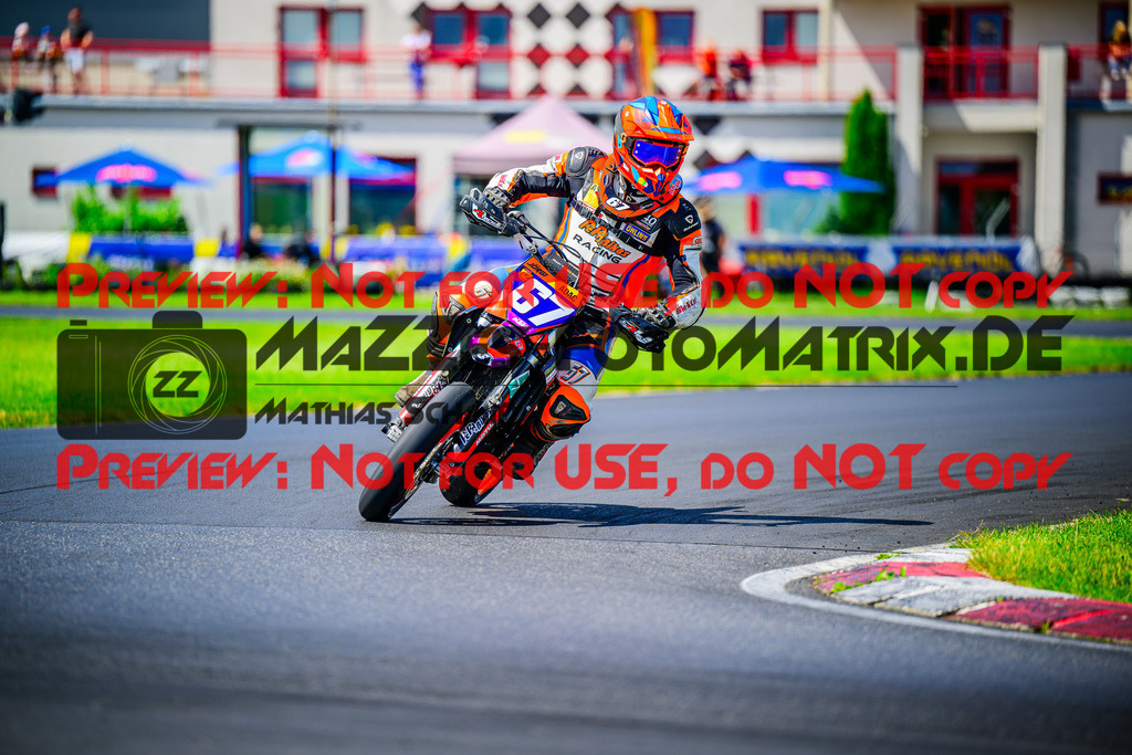 MaZZes_FotoMatrix_240713_6021986_6303 | UE40