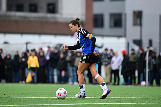 Fußball I Frauen I Saison 2025-2026 I Regionalliga Nord I 10. Spieltag I FC St. Pauli - Hamburger SV U20 I 12573 | Der Sportfotograf. - Realisiert mit Pictrs.com