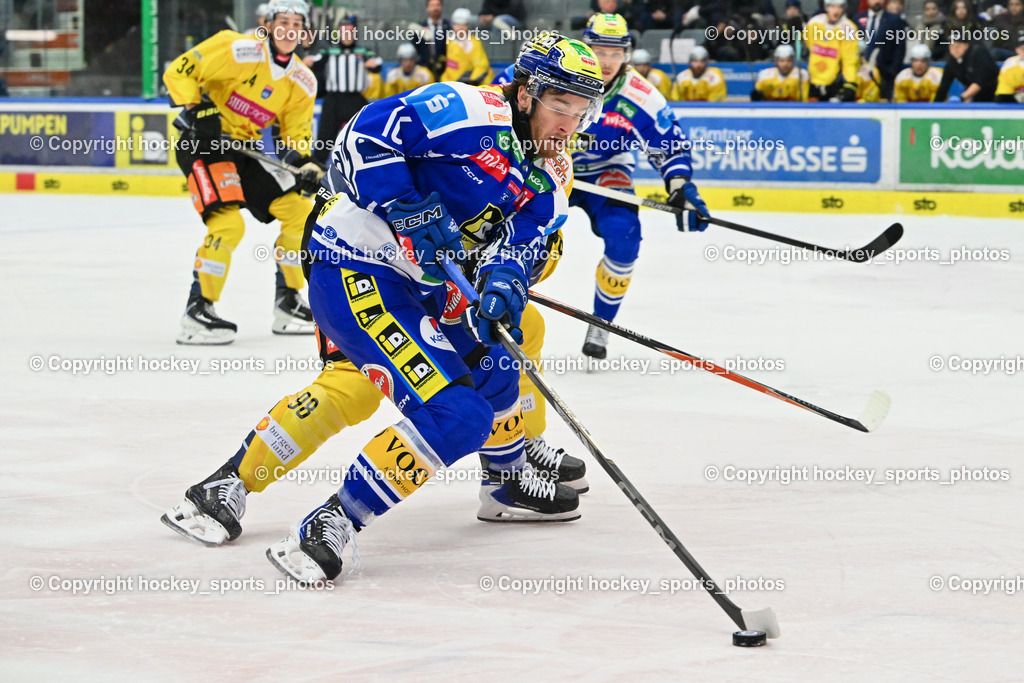 EC IDM WÄRMEPUMPEN VSV vs. Vienna Capitals | #16 Kevin Hancock EC VSV, #98 Cole Hults Vienna Capitals, EC IDM WÄRMEPUMPEN VSV vs. Vienna Capitals, EC IDM WÄRMEPUMPEN VSV vs. Vienna Capitals am 16.11.2025 in Villach (Stadthalle Villach), Austria, (Photo by Bernd Stefan)